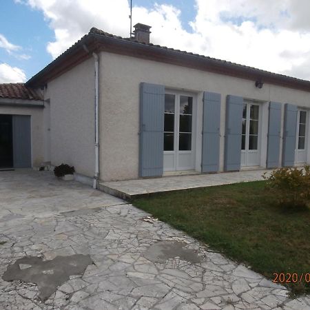 Gite Le Penten Villeréal Exterior photo