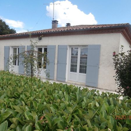 Gite Le Penten Villeréal Exterior photo