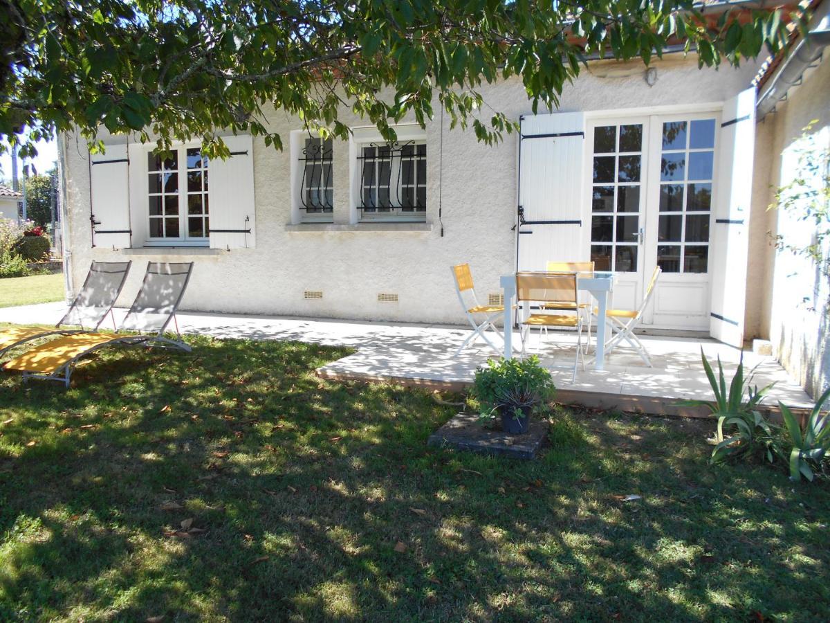 Gite Le Penten Villeréal Exterior photo